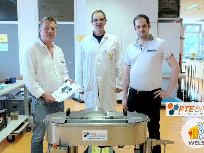 Erste Lieferung zur HTL Wels